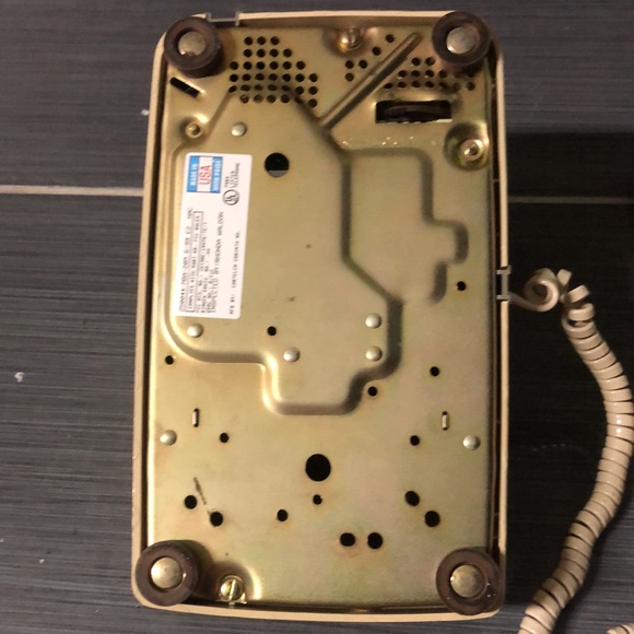 Vintage Cortelco 2500 push button telephone - Picture 7 of 14